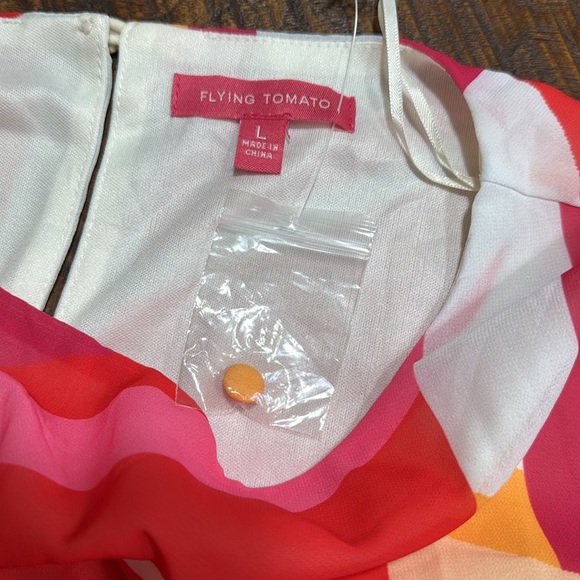 FLYING TOMATO WHISPERS IN THE WIND WOVEN MINI - Picture 5 of 9